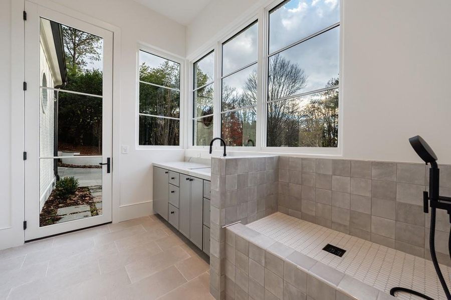 Furnished interior view inside a new home in , Atlanta (Image 47). Furnished interior view inside a new home in , Atlanta (Image 47).