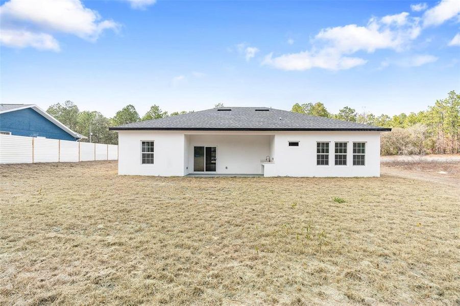 Exterior details and patio area of a home in , Ocala (Image 3).