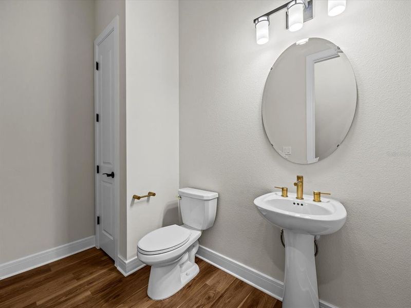 Furnished interior view inside a new home in , Montverde (Image 6).