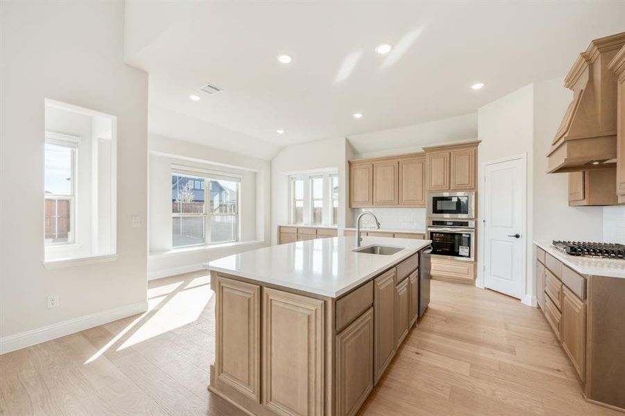 Furnished interior view inside a new home in Liberty, Melissa (Image 10).