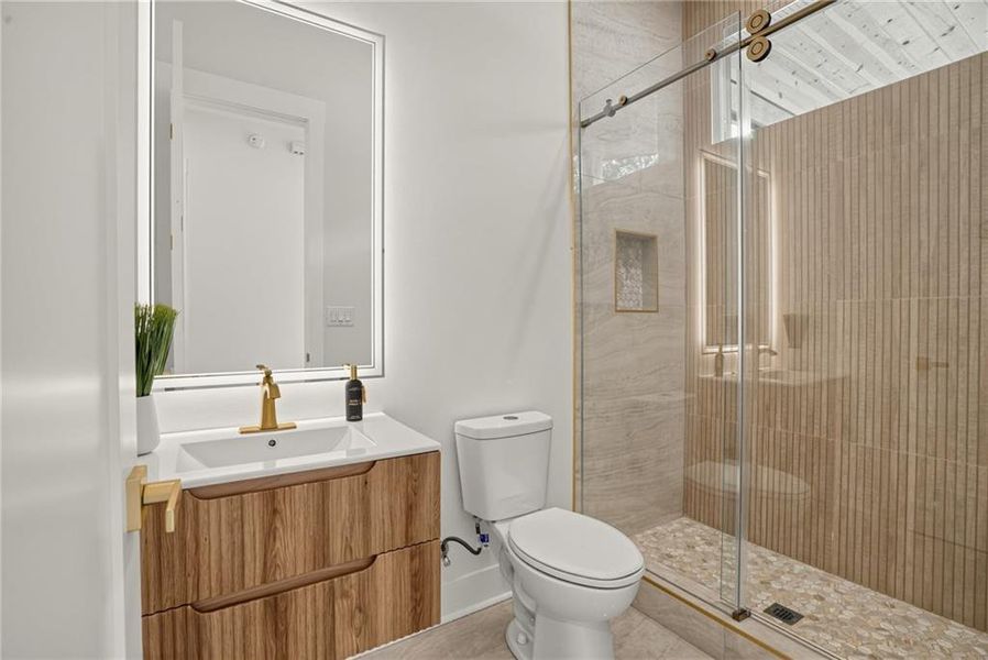 Furnished interior view inside a new home in , Atlanta (Image 8).