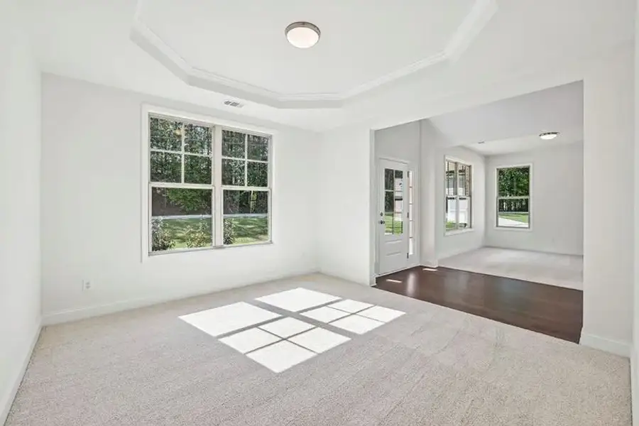 Spacious, unfurnished interior of a new home in , Sugar Hill (Image 10).