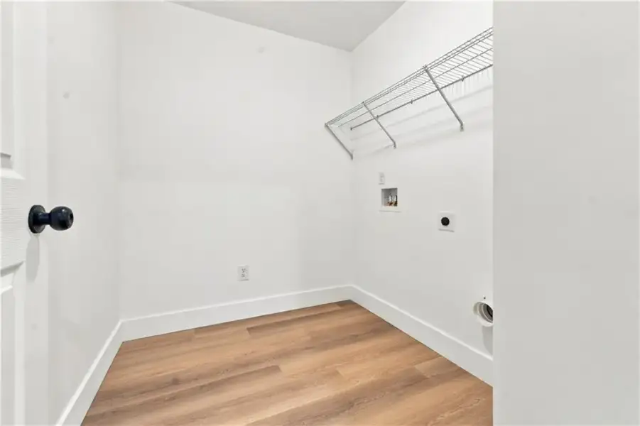 Spacious, unfurnished interior of a new home in , Austell (Image 28).