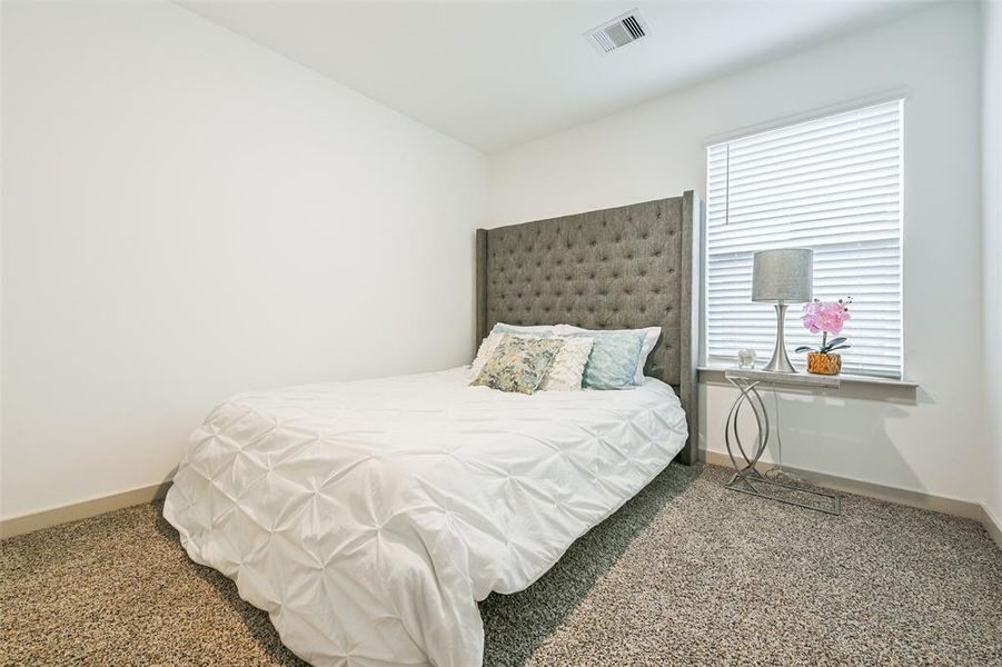 Image 29 of a home in City Gate.