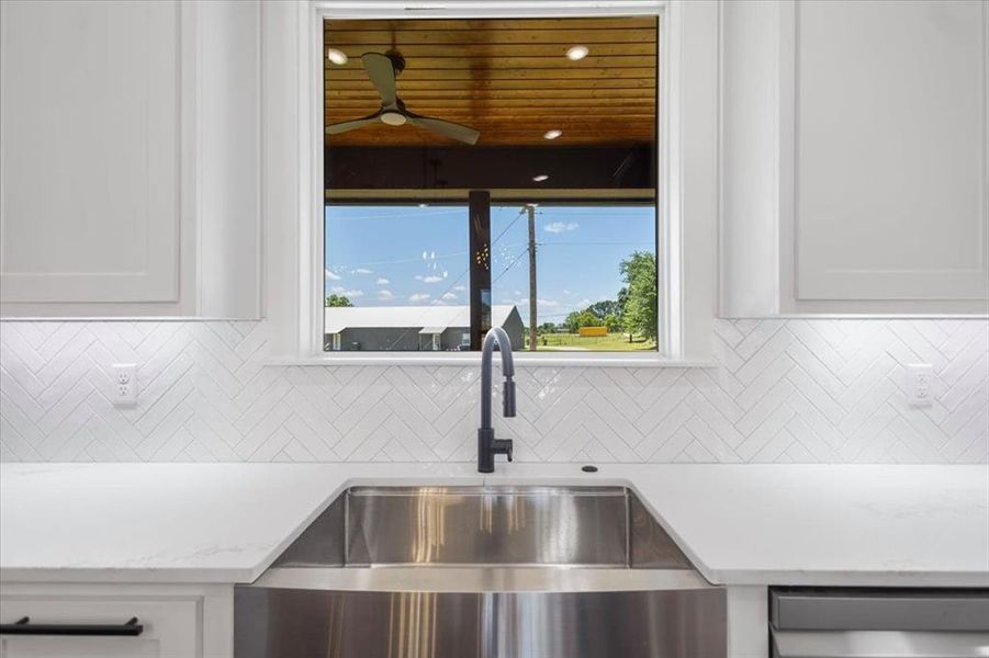 Close-up of interior finishes inside a home in , Lindale (Image 17).