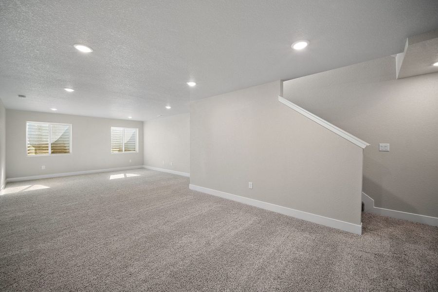 Spacious, unfurnished interior of a new home in Ridge at Lorson Ranch, Colorado Springs (Image 33). Spacious, unfurnished interior of a new home in Ridge at Lorson Ranch, Colorado Springs (Image 33).