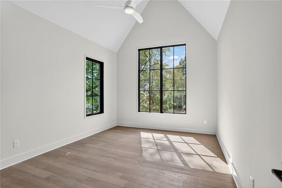 Spacious, unfurnished interior of a new home in , Brookhaven (Image 33).
