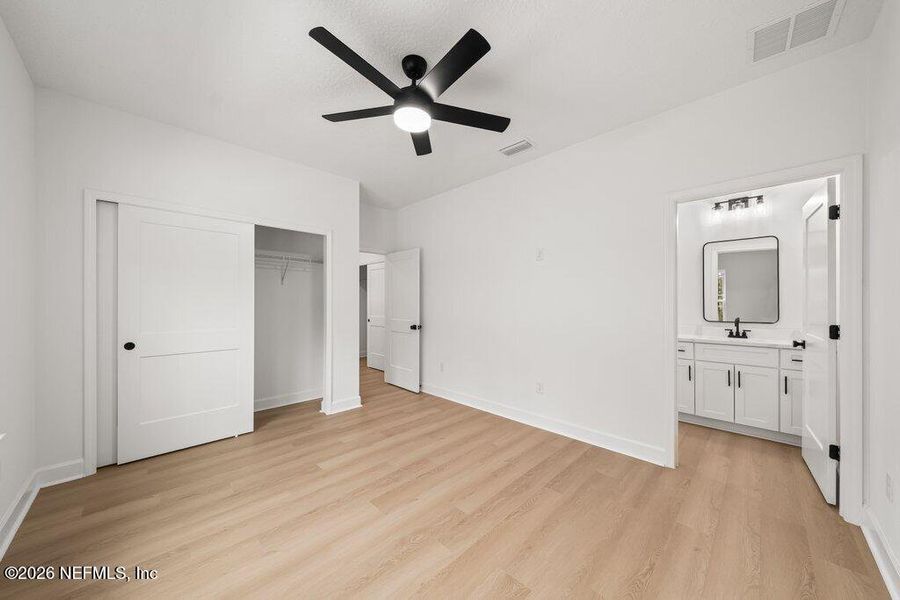 Spacious, unfurnished interior of a new home in , Macclenny (Image 25).