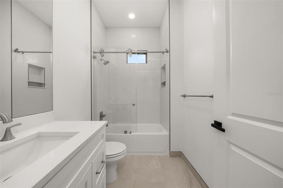 Furnished interior view inside a new home in , Sebring (Image 9).