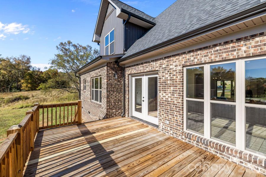 Exterior details and patio area of a home in , Monroe (Image 25).