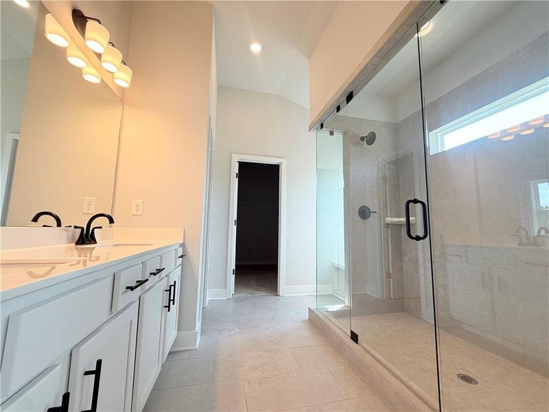 Furnished interior view inside a new home in , Gainesville (Image 10).