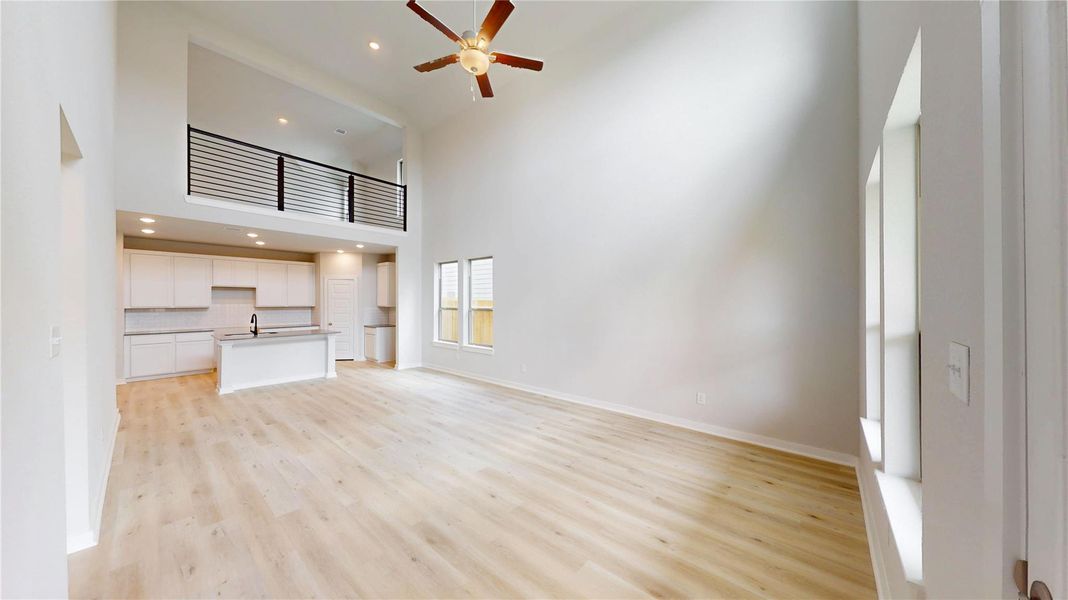 Spacious, unfurnished interior of a new home in Granger Pines, Conroe (Image 16). Spacious, unfurnished interior of a new home in Granger Pines, Conroe (Image 16).