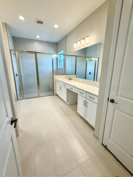 Furnished interior view inside a new home in Valencia Ridge (55+), Wesley Chapel (Image 11).