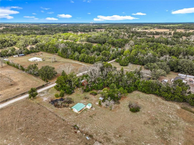 Natural landscape and outdoor views near  in Gainesville (Image 57).