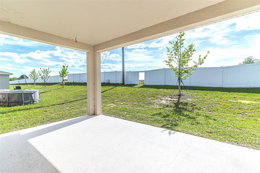 Exterior details and patio area of a home in , Haines City (Image 23).