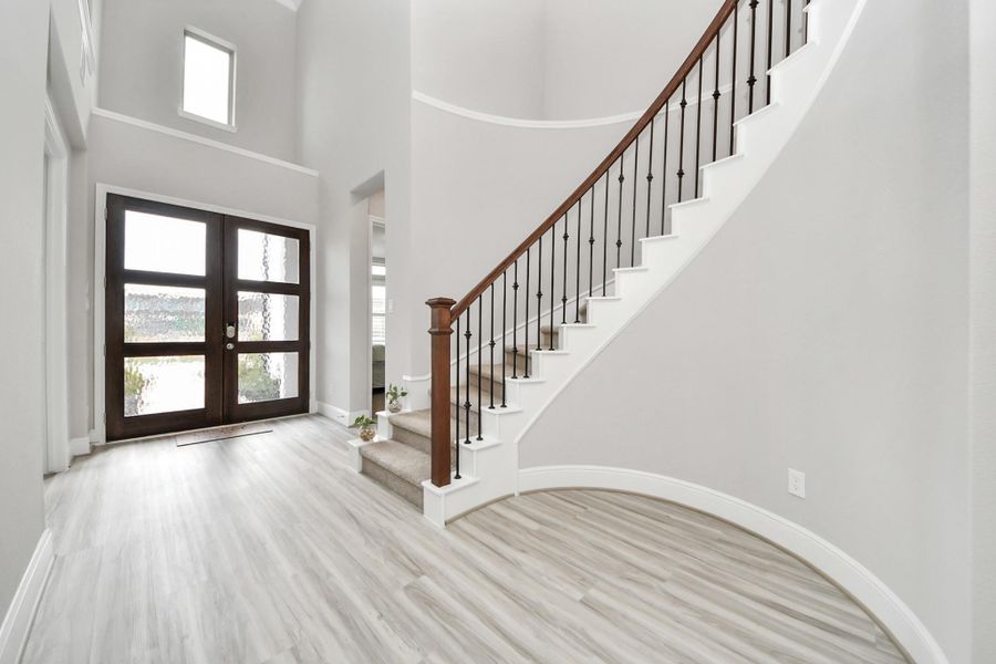 Spacious, unfurnished interior of a new home in Sienna 70', Missouri City (Image 36). Spacious, unfurnished interior of a new home in Sienna 70', Missouri City (Image 36).