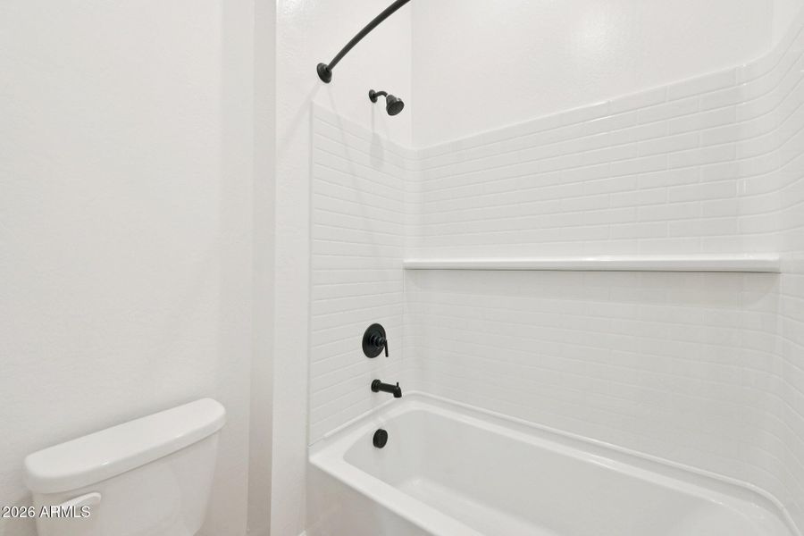 25-web-or-mls-E Twin Acres Dr-S1103-025