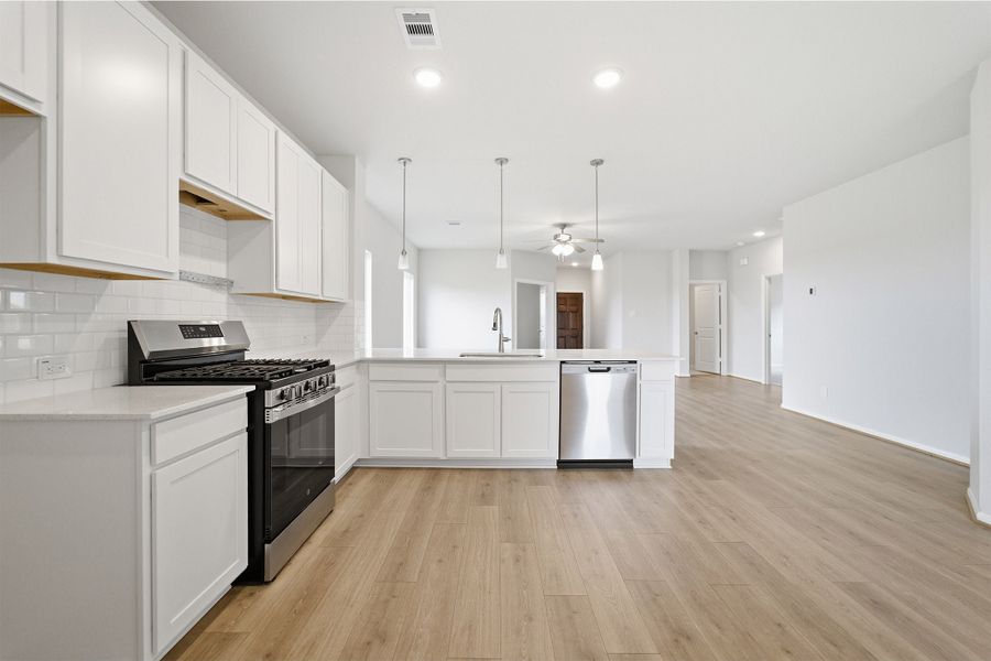 Furnished interior view inside a new home in Ashland, Richwood (Image 6).
