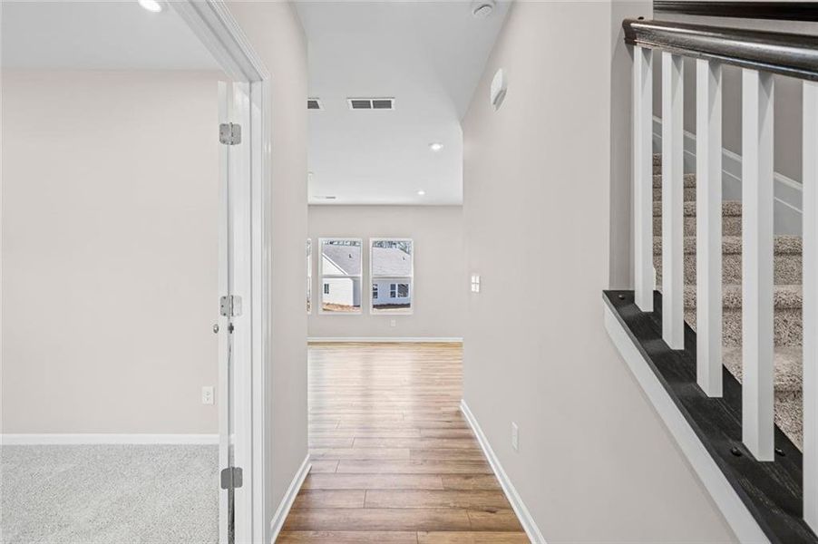 Spacious, unfurnished interior of a new home in Sage Woods, Dallas (Image 15).