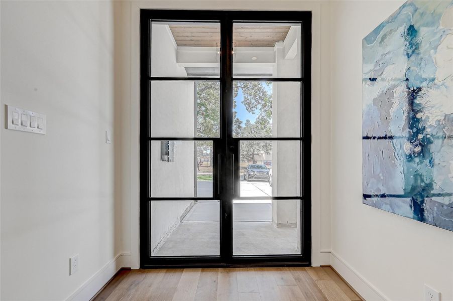 Image 33 of a home in .