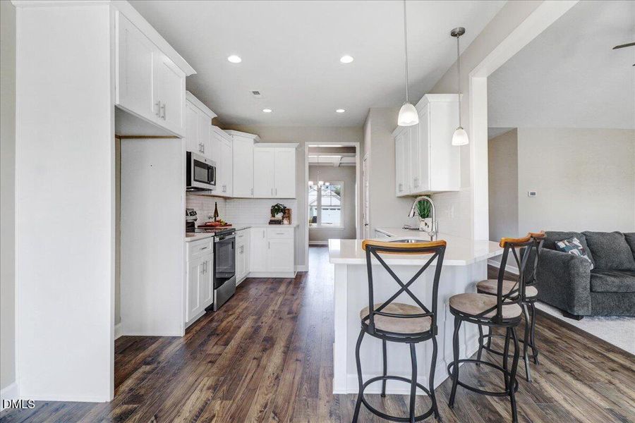 13-103 Baileys Pl-13