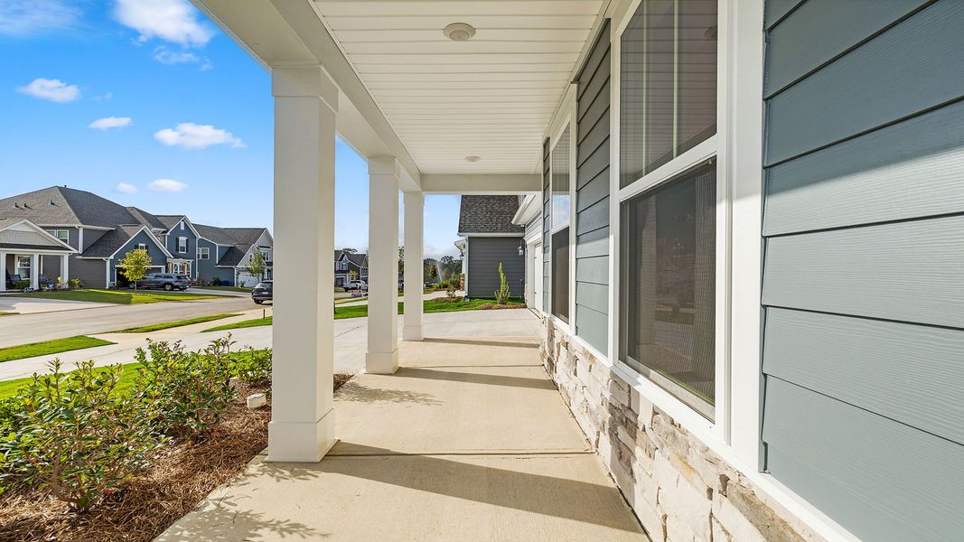 Exterior details and patio area of a home in Adams Glen, Mauldin (Image 2).