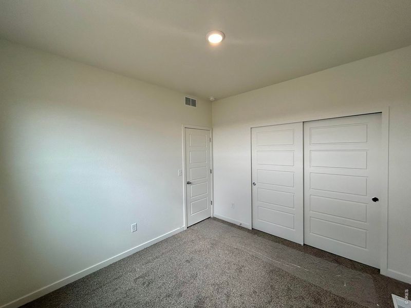 Spacious, unfurnished interior of a new home in Hudson Hills, Hudson (Image 10).