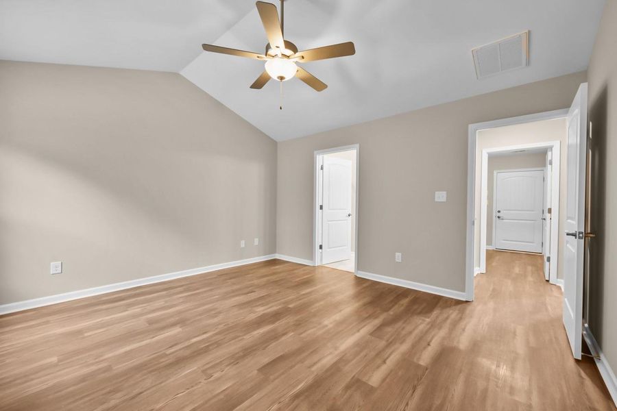 Representative unfurnished interior of a home built from the Ryan A by JC Jackson Homes,LLC in Heritage Pointe, Newport (Image 5).