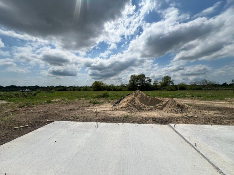 Image 4 of a home in Oak Valley.