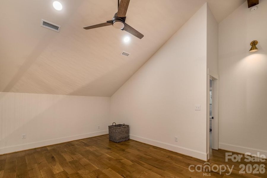 Spacious, unfurnished interior of a new home in , Cleveland (Image 26).