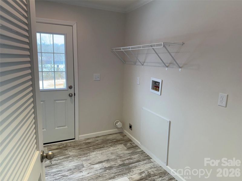 Spacious, unfurnished interior of a new home in , Statesville (Image 17).