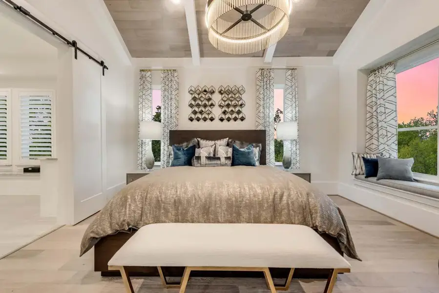 Representative furnished interior of a home built from the Grand Silverleaf by Grand Homes in Grand Oaks, Celina (Image 10).