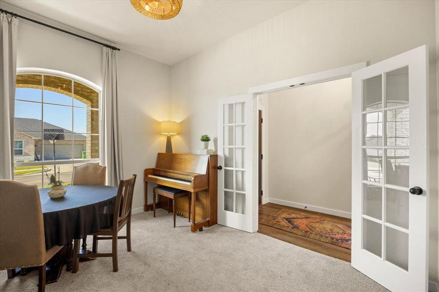 Furnished interior view inside a new home in Stoneview, Glen Rose (Image 5).