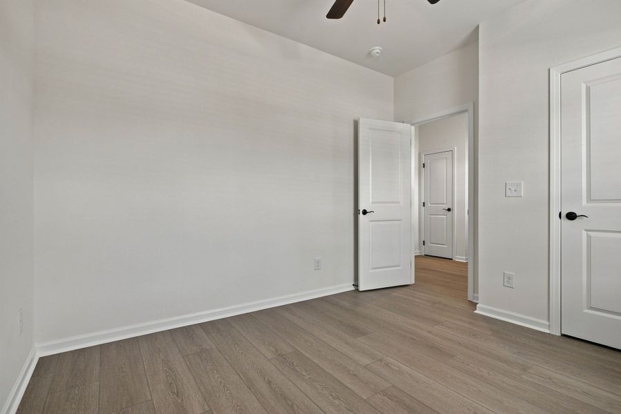 Spacious, unfurnished interior of a new home in Hampshire Hills, Columbia (Image 29).
