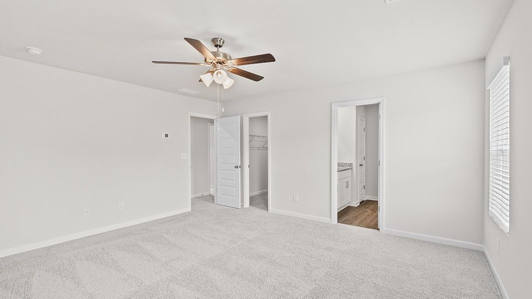 Spacious, unfurnished interior of a new home in Bellemeade Landing, Augusta (Image 18).