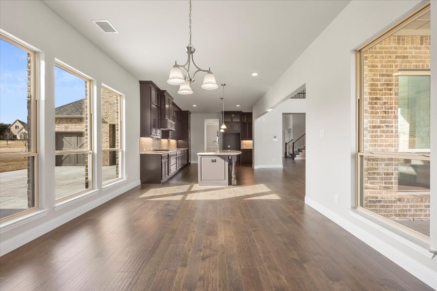 Representative furnished interior of a home built from the Riverdale by Windsor Homes in Ridge Pointe Estates, McLendon-Chisholm (Image 12).