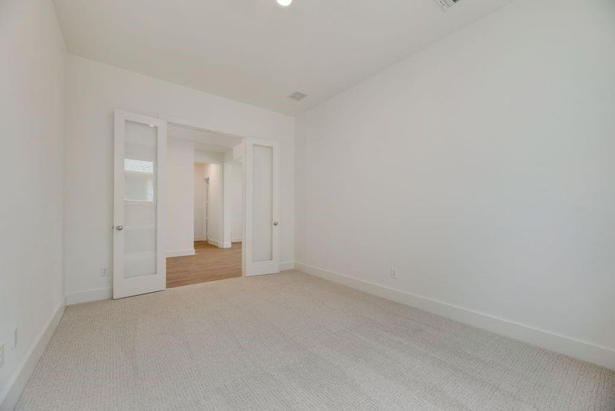 Spacious, unfurnished interior of a new home in Solterra Texas, Mesquite (Image 23).