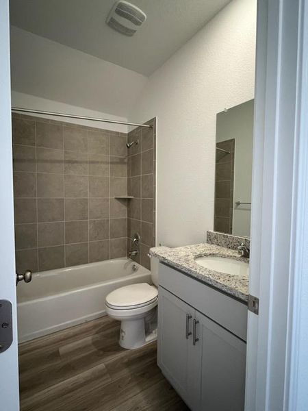 14125 Axel Johanson - Ready Now!