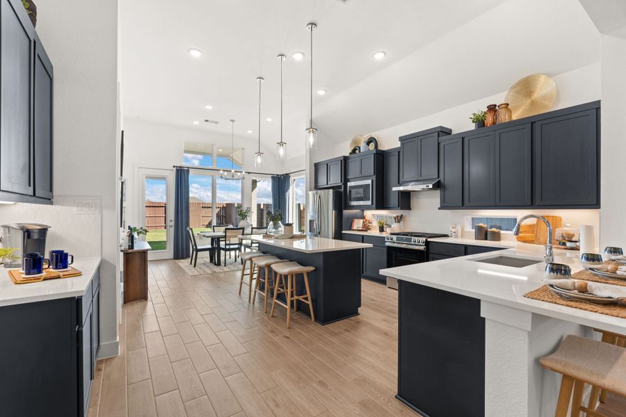 Furnished interior view inside a new home in Brookewater, Rosenberg (Image 8).