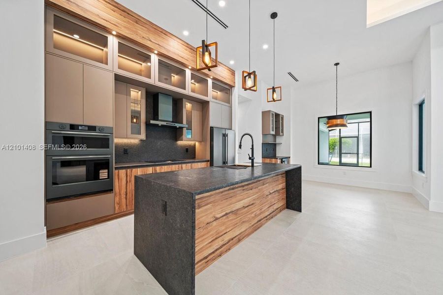 Furnished interior view inside a new home in , Cape Coral (Image 17).