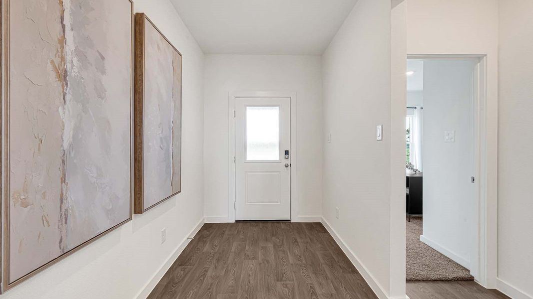 Spacious, unfurnished interior of a new home in Tamarron, Fulshear (Image 19). Spacious, unfurnished interior of a new home in Tamarron, Fulshear (Image 19).