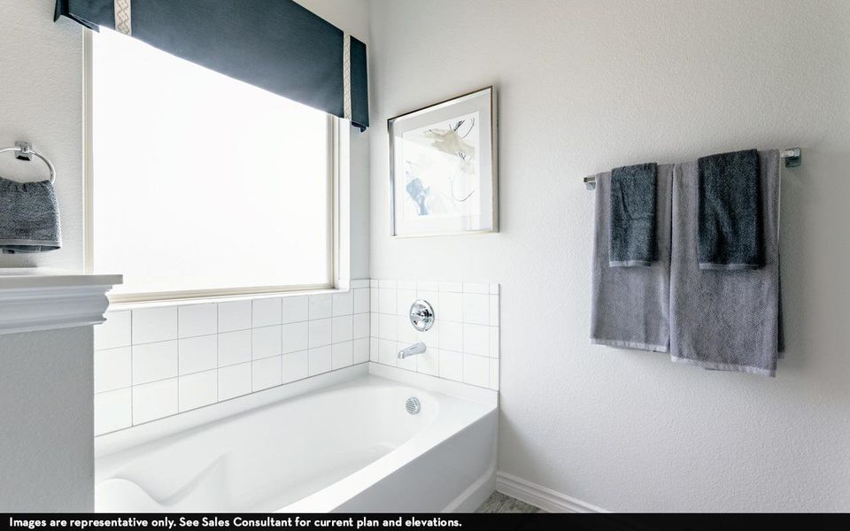 Furnished interior view inside a new home in Sunfield, Buda (Image 11).