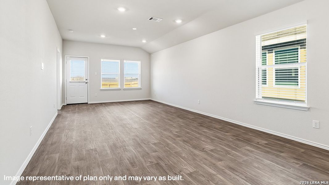 Spacious, unfurnished interior of a new home in Seneca Trails, Leon Valley (Image 29).