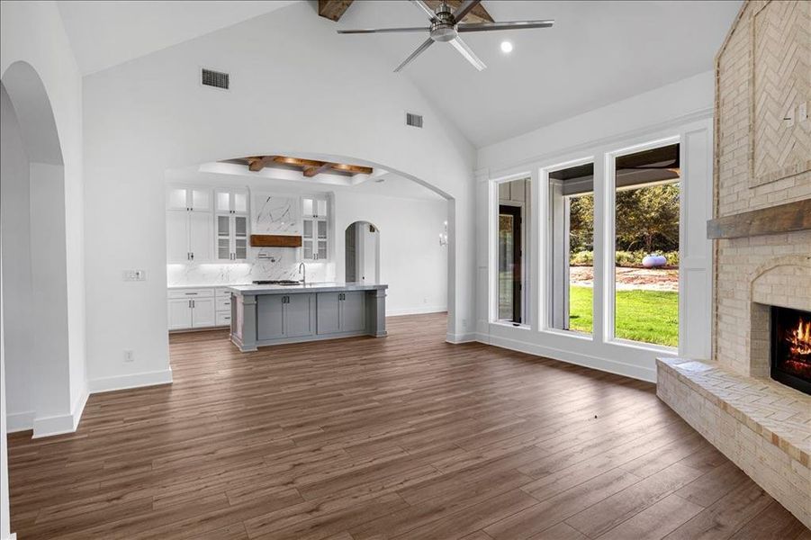 Spacious, unfurnished interior of a new home in , Jacksonville (Image 29). Spacious, unfurnished interior of a new home in , Jacksonville (Image 29).