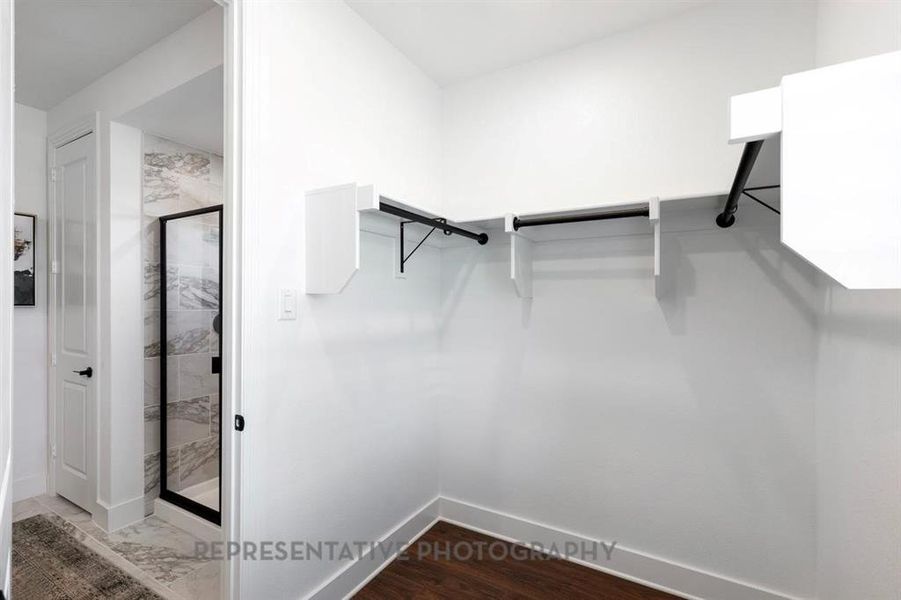 Spacious, unfurnished interior of a new home in , Royse City (Image 19).