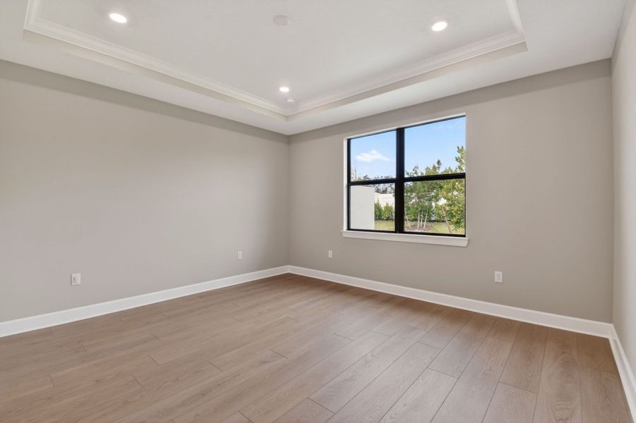 Spacious, unfurnished interior of a new home in Hendrix Reserve, Lake Worth (Image 34).