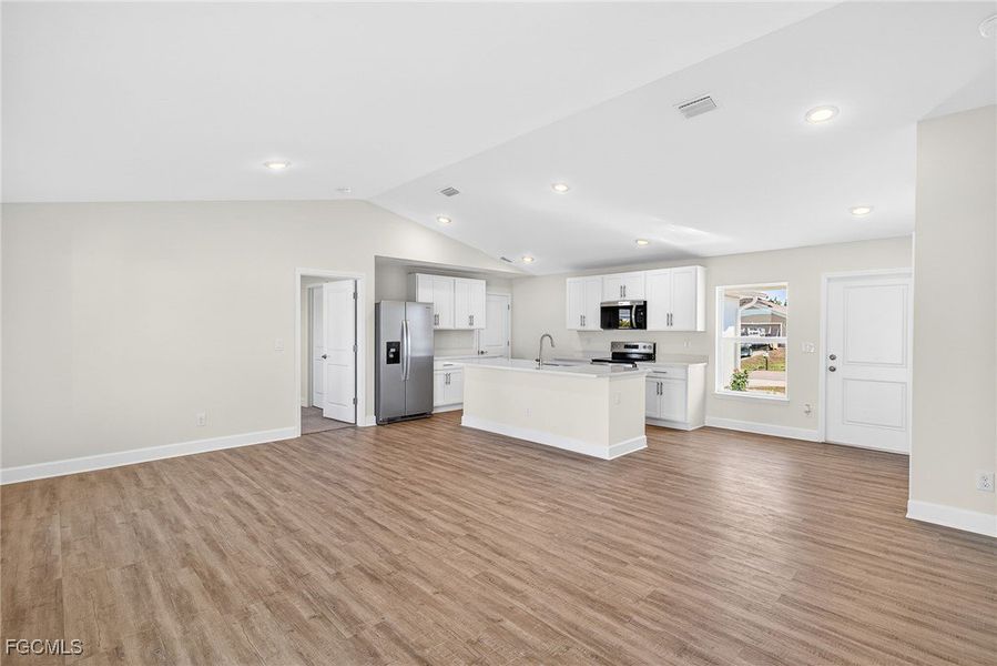 Image 25 of a home in Cape Coral.