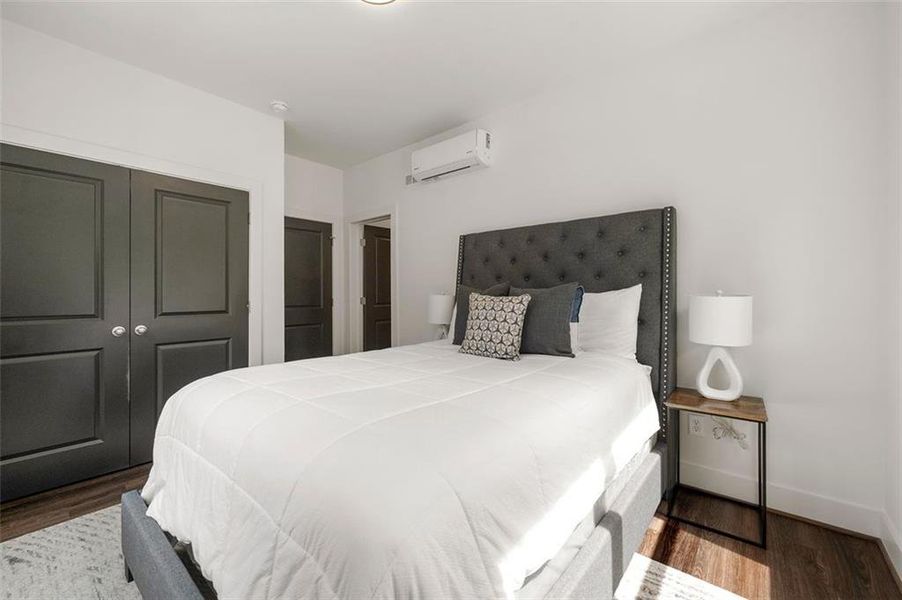 Furnished interior view inside a new home in , Atlanta (Image 6). Furnished interior view inside a new home in , Atlanta (Image 6).