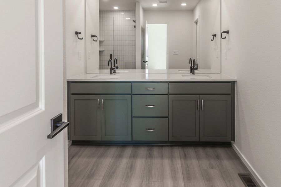Furnished interior view inside a new home in Trailside, Timnath (Image 11).