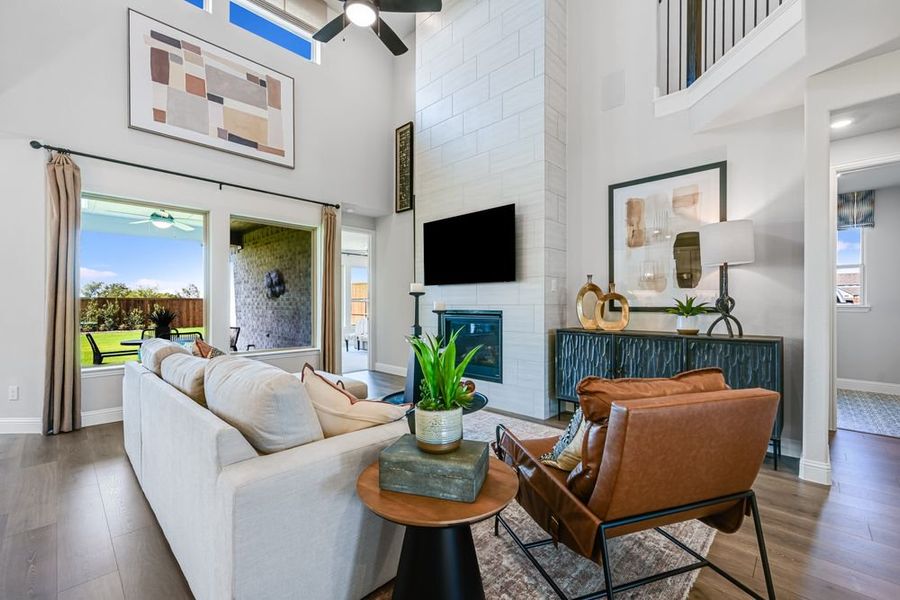Furnished interior view inside a new home in Highland Lakes 50s, McKinney (Image 7).